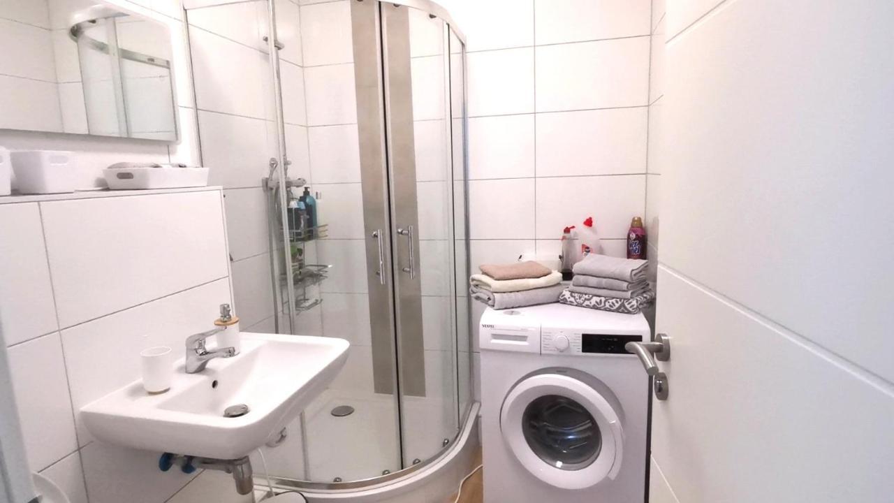 Апартаменты 3-Zimmer, Bis 6 Personen Mit Parkplatz Мильгейм-на-Руре Экстерьер фото